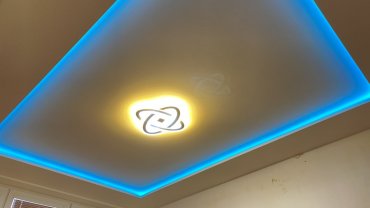 sadrokartónový svetelný strop