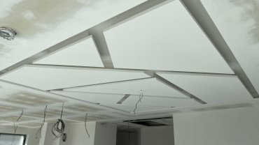sdrokartónonový atypický strop 